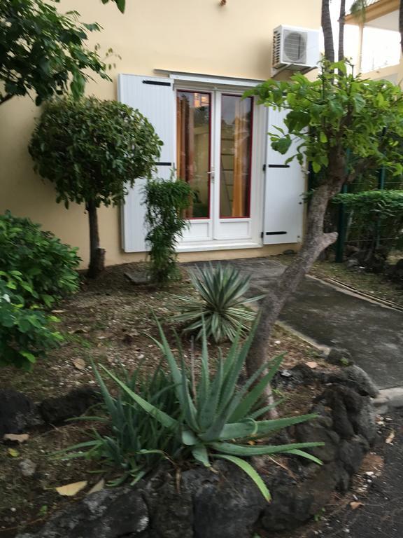 A Pied Dans L Eau Ecolo 97434 Apartment L'Ermitage-Les-Bains Exterior photo
